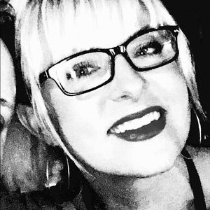 Meet your Posher, Jen